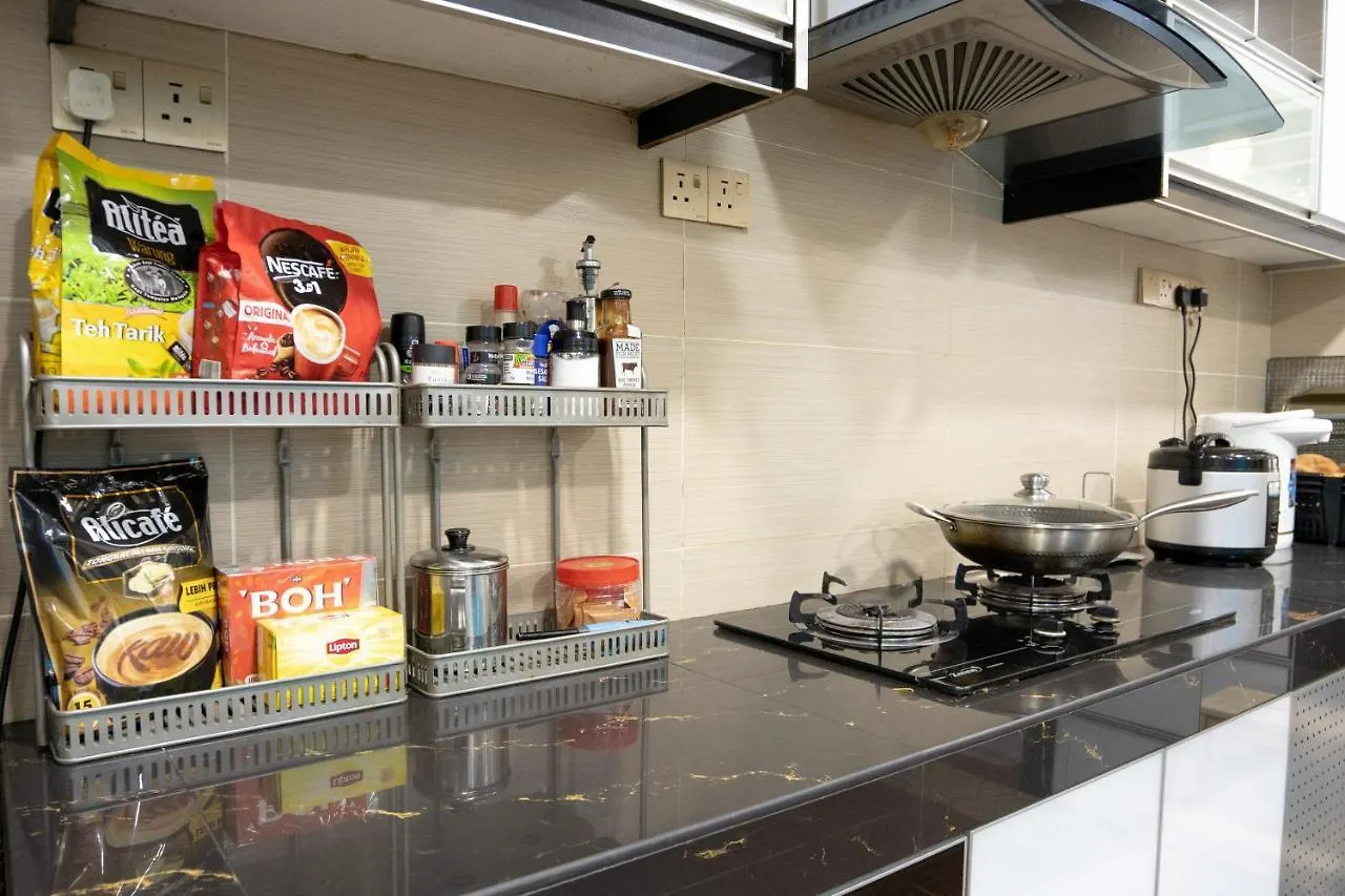 Spacious 5-Bedroom Holiday Home: Family Gatherings & BBQ Paradise Kuala Lumpur