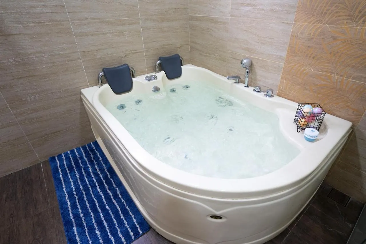 Spacious 5 Bedroom Holiday Home Perfect For Gatherings Bbqs Rumah Holiday Big 5Br House For 20 Guests - Ideal For Family Celebrations 宽敞整栋别墅 5 间大房间 20人 家庭聚会 生日派对 烧烤聚会 Kuala Lumpur Malajsie